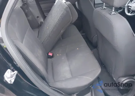 2016 Ford Focus S z USA, uszkodzony, nr VIN 1FADP3E29GL300398